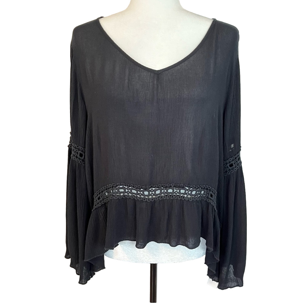 Patrons of Peace Women’s Flared Sleeve Oversized Flowy Black Top Small Open Back